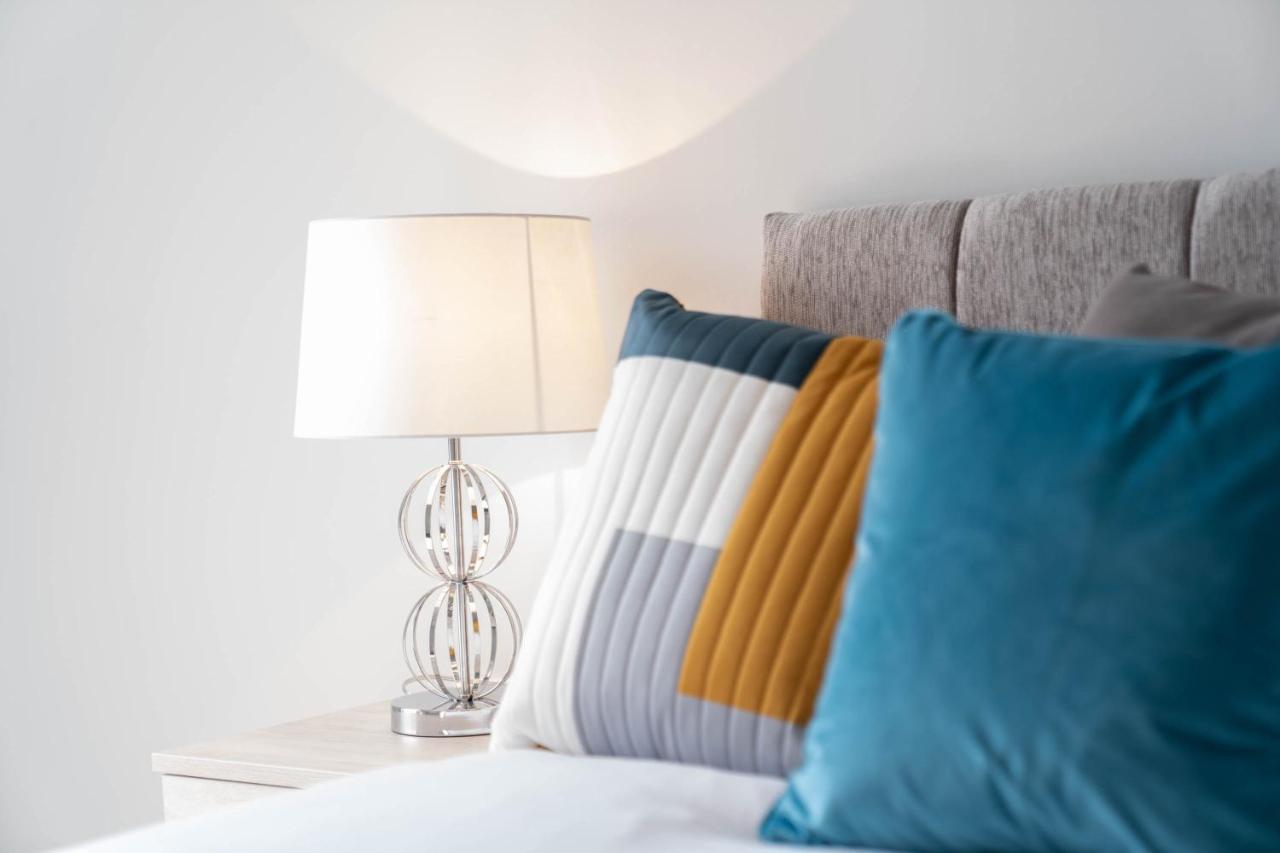 New Build - 2 Bed Snug Modern Apartment - Juliet Balcony - Roof Top Terrace - Digbeth, Birmingham City Centre - Free Netflix & Smart Tv Экстерьер фото